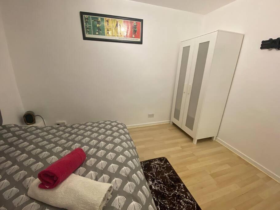 2 Bedroom Flat Camberwell Grove Londra Dış mekan fotoğraf