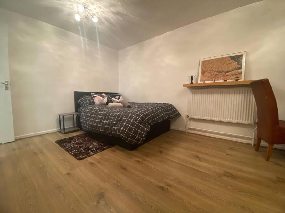 2 Bedroom Flat Camberwell Grove Londra Dış mekan fotoğraf